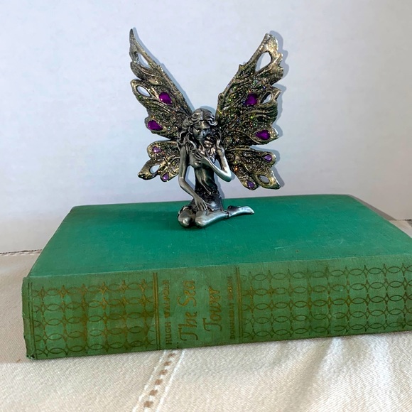 Vintage pewter, Nicole fantasy fairy purple jewels, glitter on wings - Picture 5 of 10